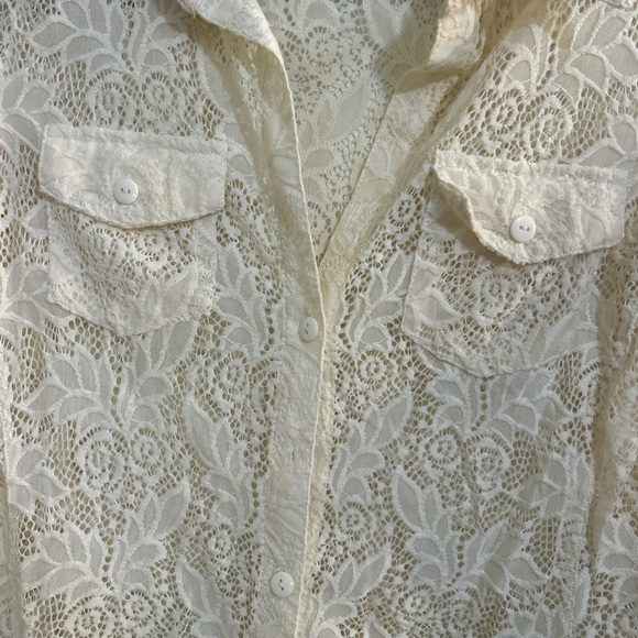American Rag cream, lace, button up top w/ floral pattern & 3/4 sleeves - Picture 2 of 4